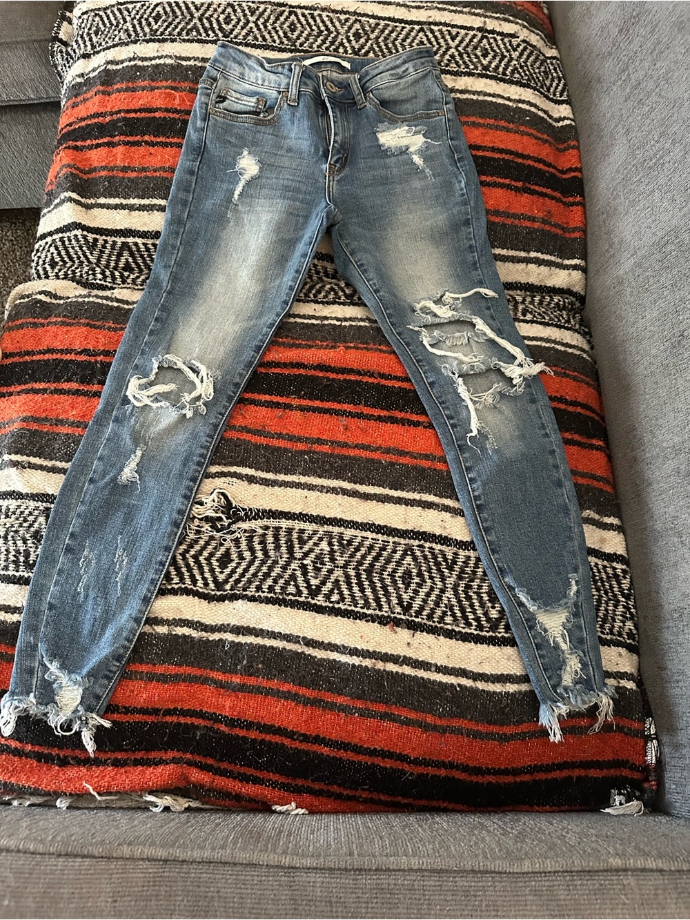 Kancan Distressed Women's Ankle Skinny Jeans